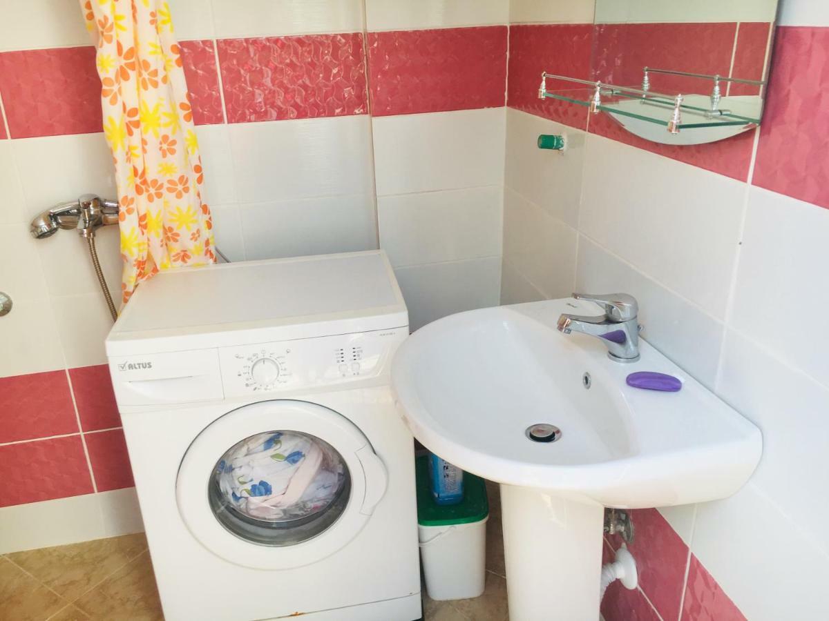 Aleks Appartement *