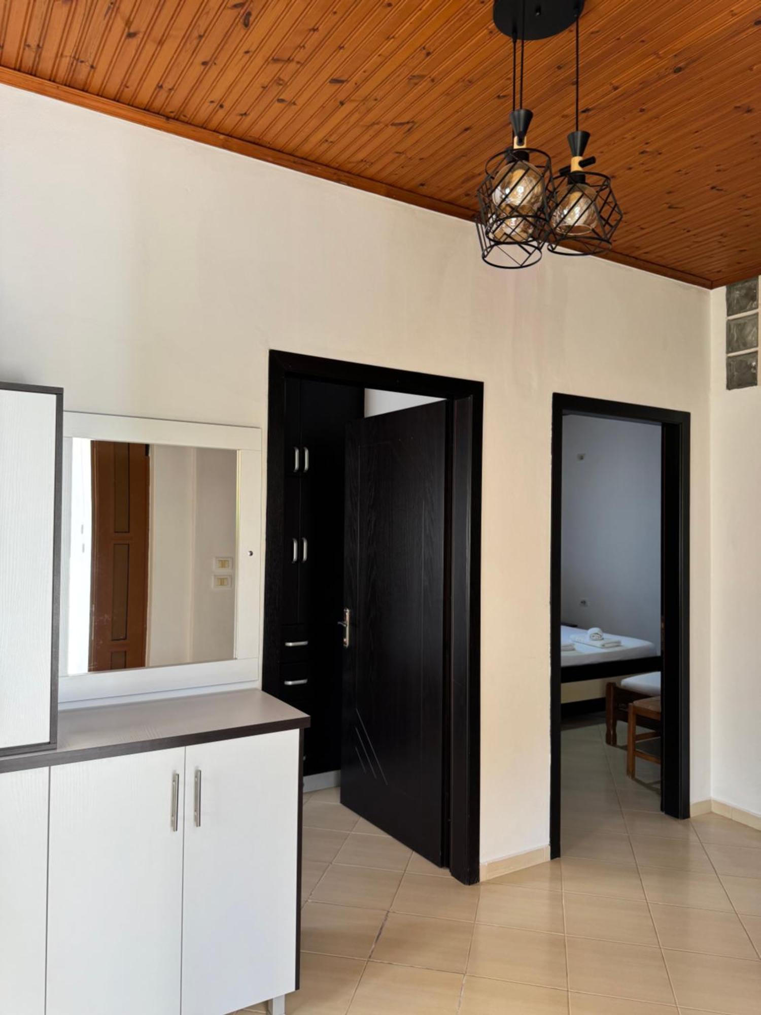 Aleks Apartmán Ksamil